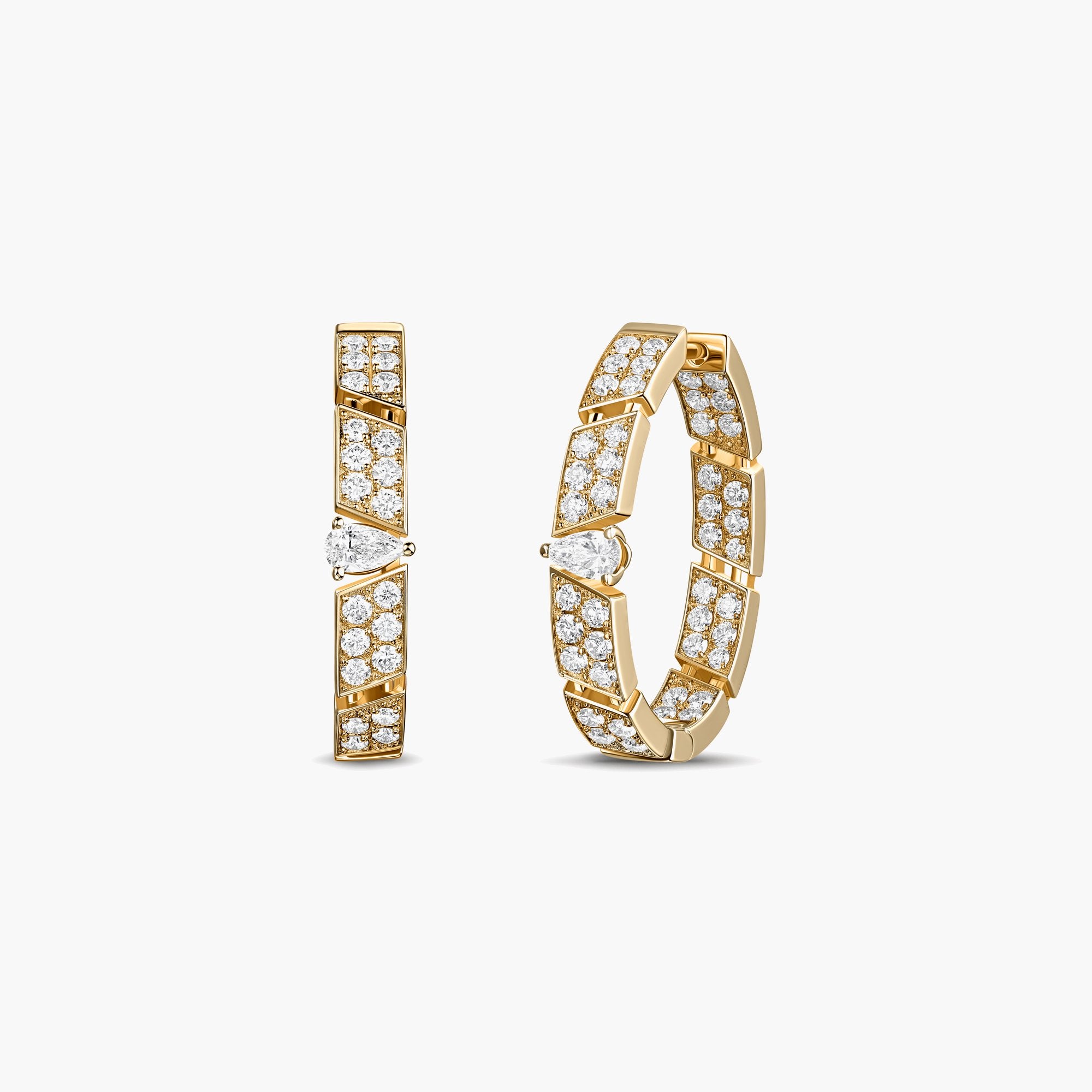 MUSE Hoop- Pavé Medium Earrings in Yellow Gold
