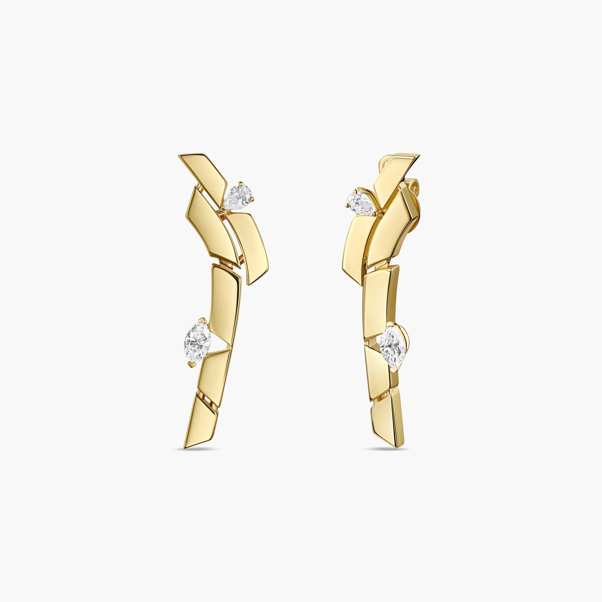 MUSE Earring- in yellow gold